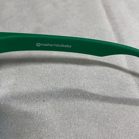 Kids Green Blue Light Blocking Glasses - Picture 4 of 6